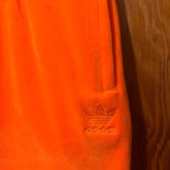 NEW ADIDAS X JEREMY SCOTT ORANGE VELOUR SKIRT  WOMEN’S SIZE SMALL H53363 - Picture 2 of 4